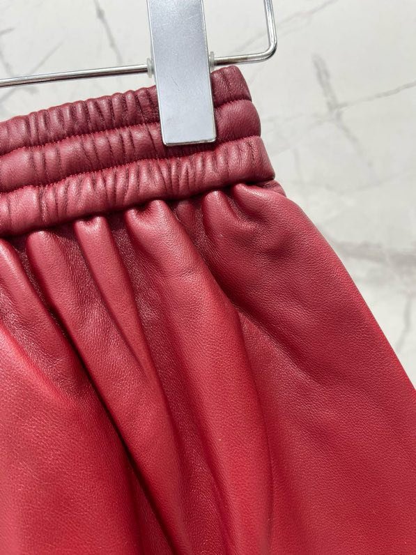 Leather shorts women's фото 6