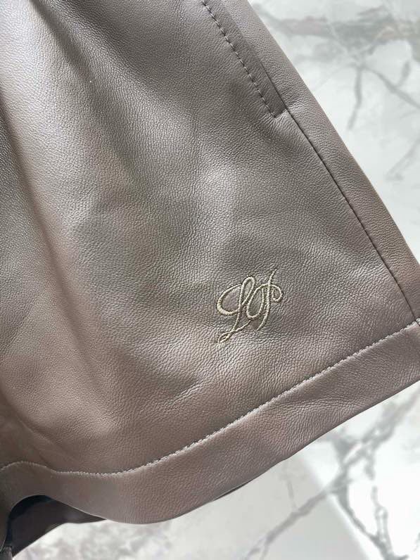 Кожаные шорты женские фото 6