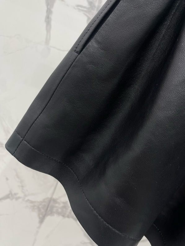 Кожаные шорты женские фото 7