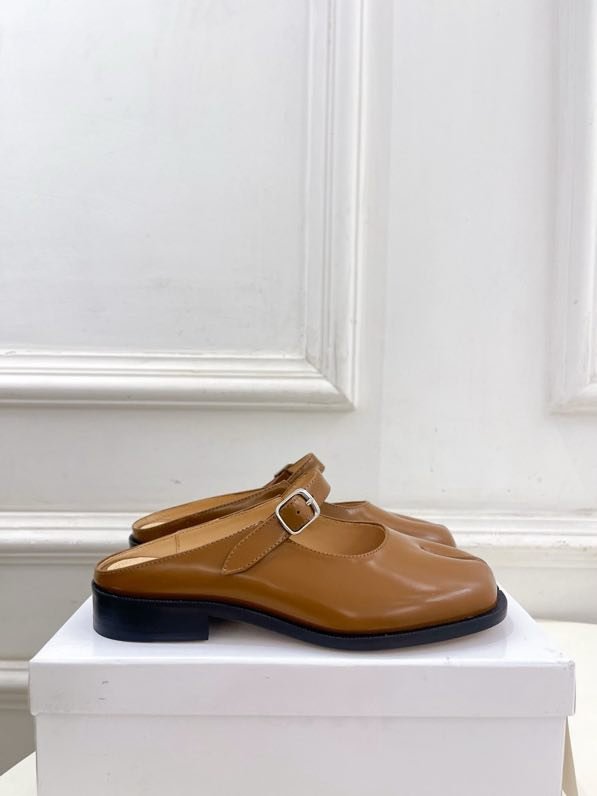 Leather shoes from bifurcated the toe фото 2