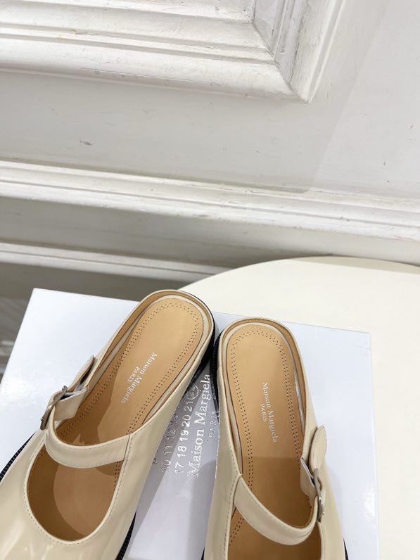 Шкіряні туфлі з роздвоєним носком фото 6