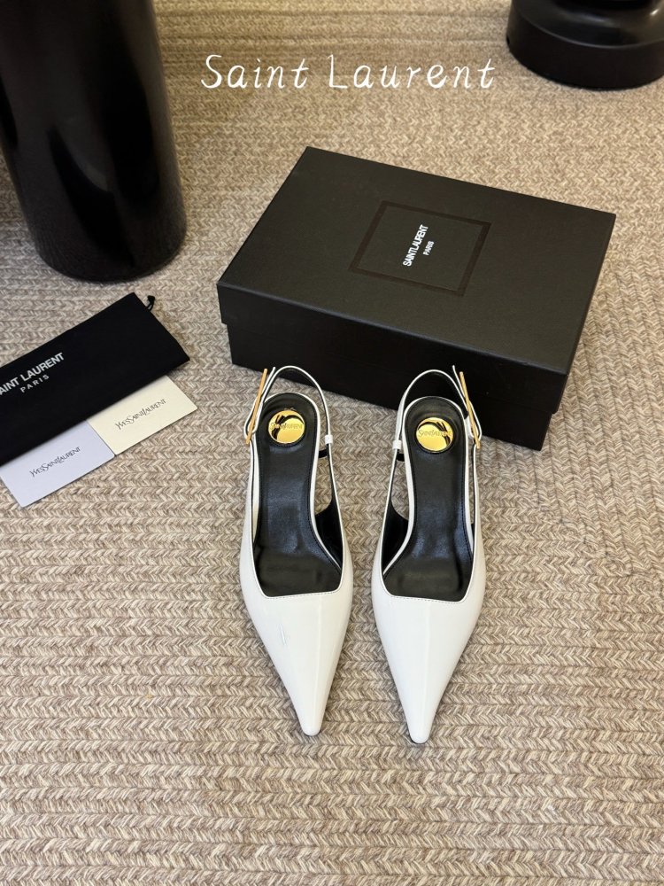 Leather shoes слингбэк on stud