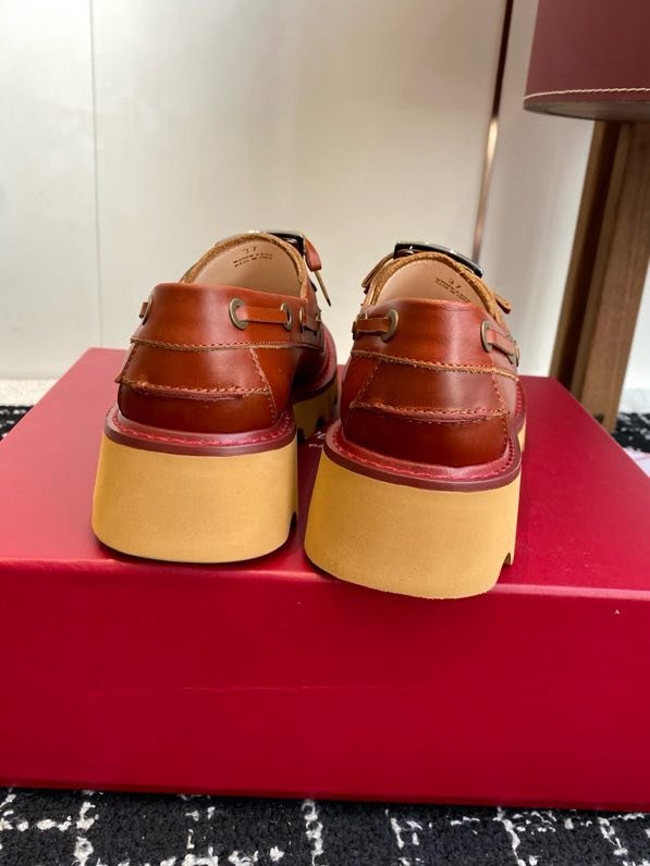 Кожаные туфли женские фото 7