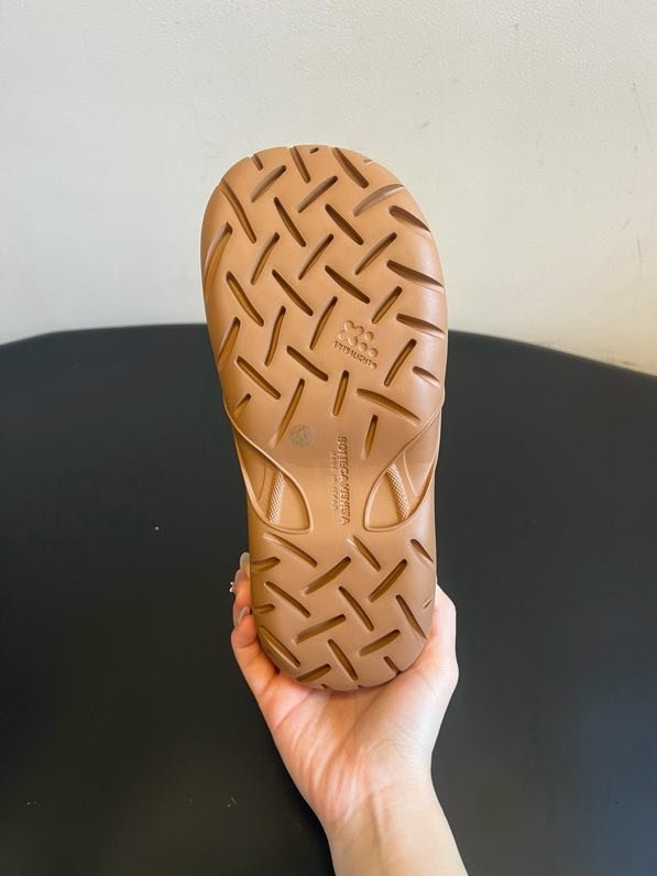 Кожаные женские ботинки на меху фото 3