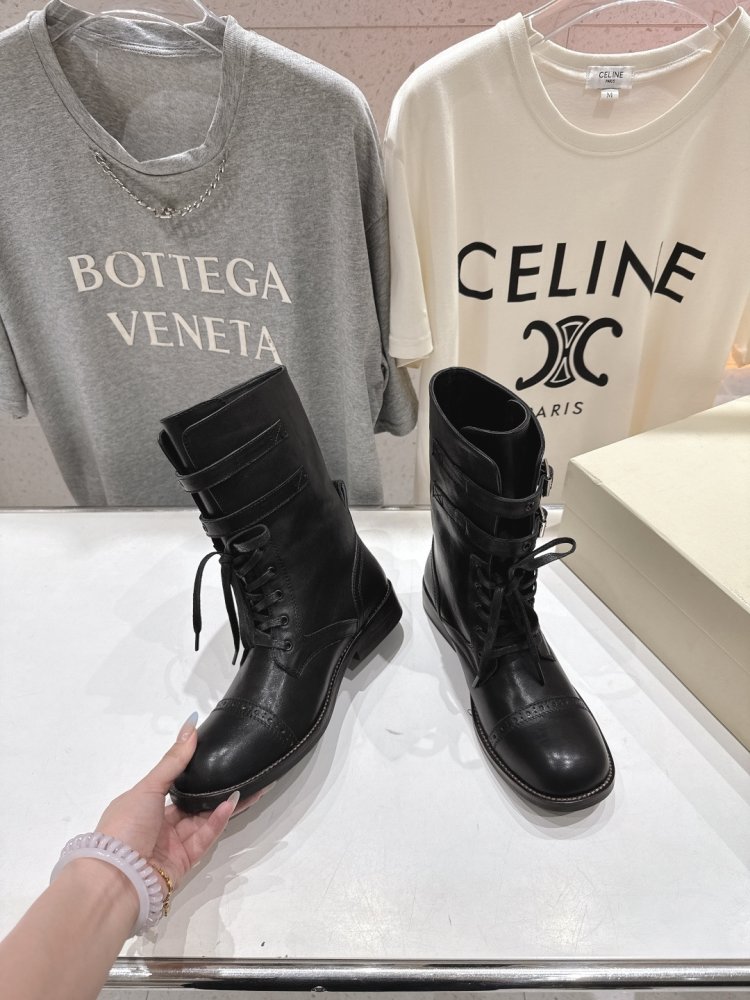 Кожаные женские ботинки на шнуровке фото 4