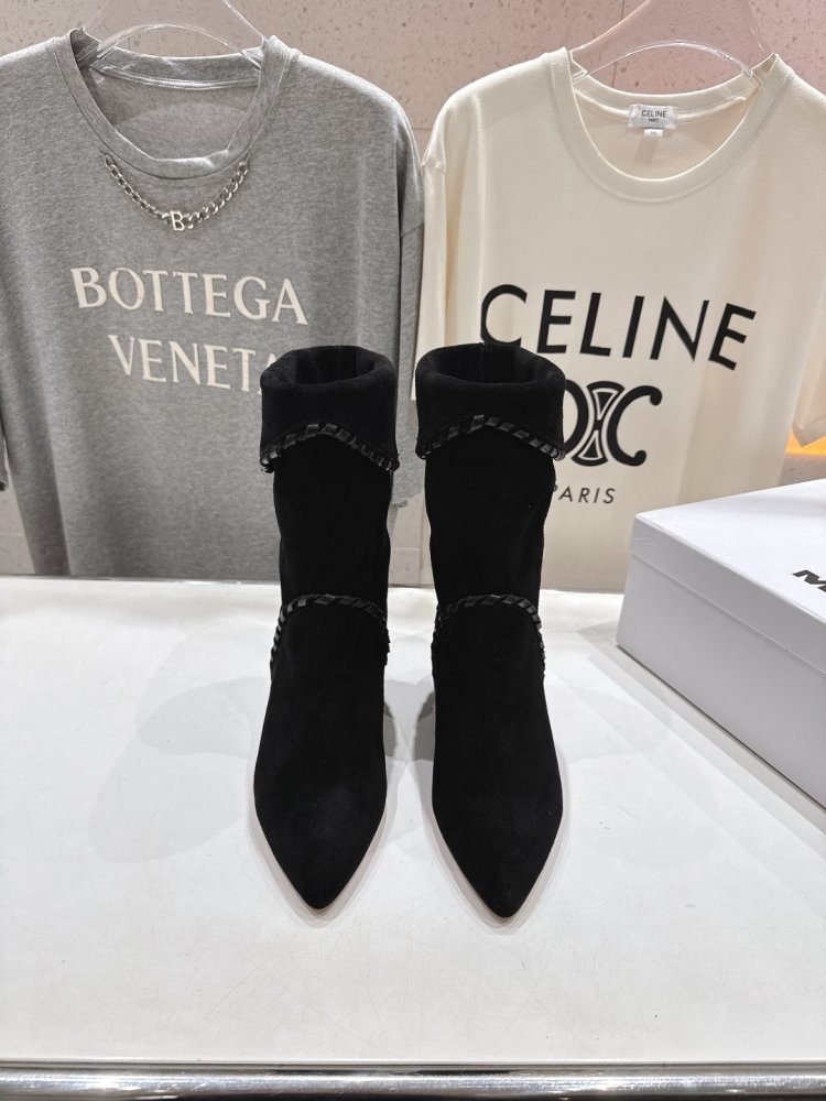 Кожаные женские ботинки