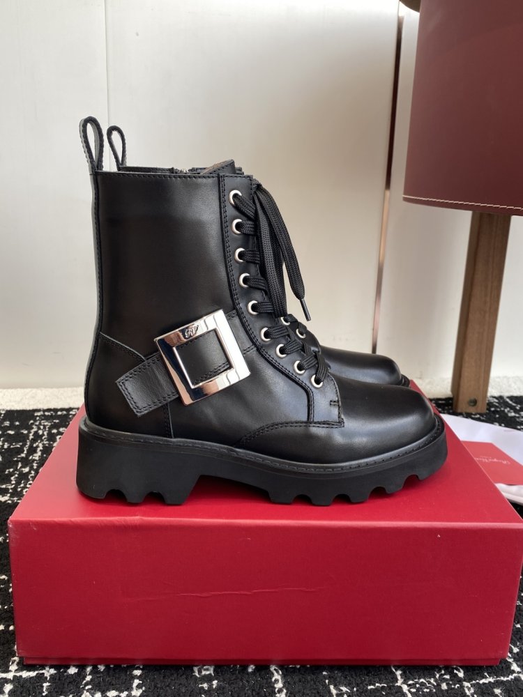 Leather women's boots