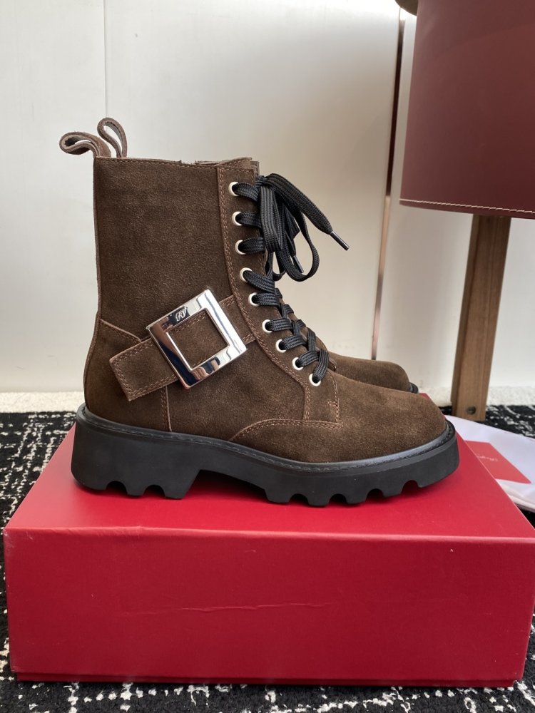 Кожаные женские ботинки