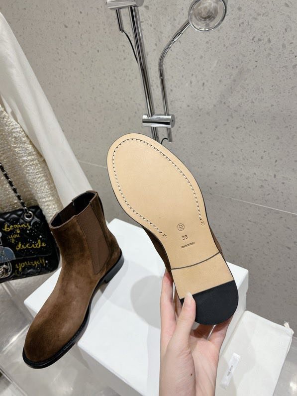 Кожаные женские ботинки фото 2