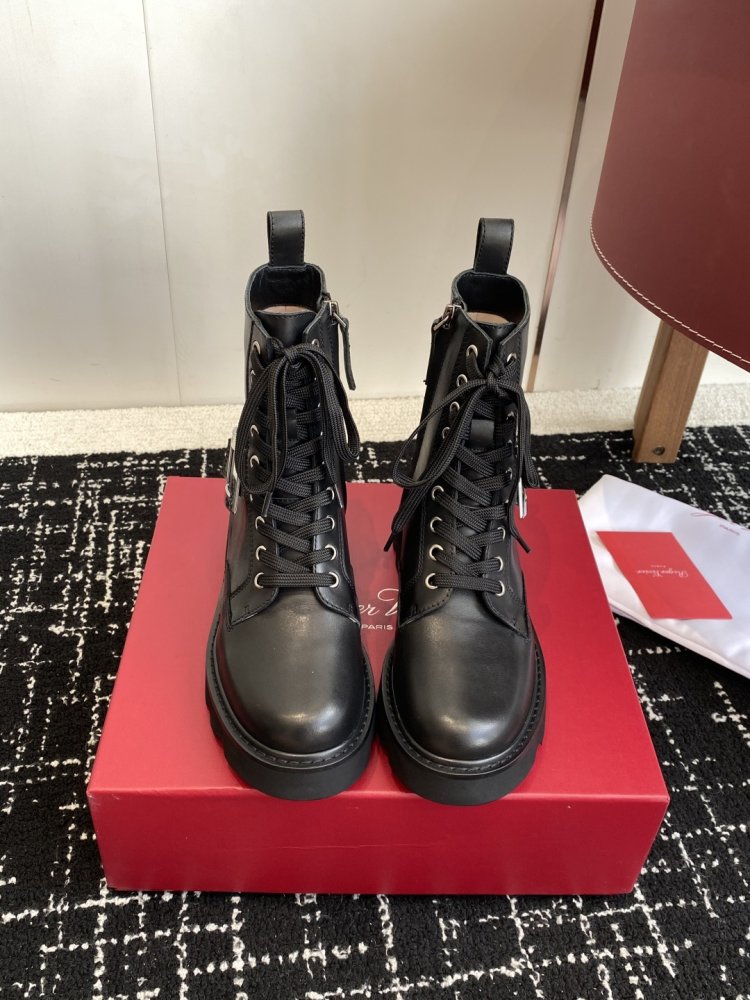 Leather women's boots фото 2