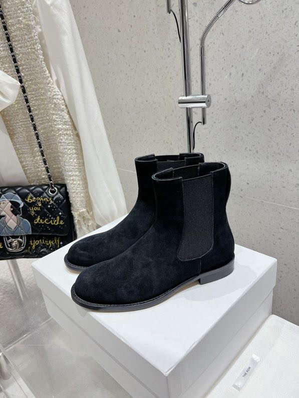 Кожаные женские ботинки фото 3