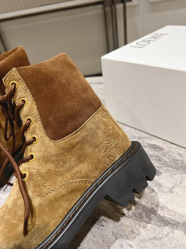 Leather women's boots фото 5