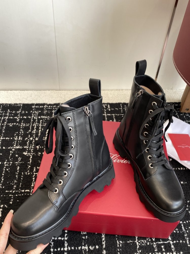 Leather women's boots фото 7