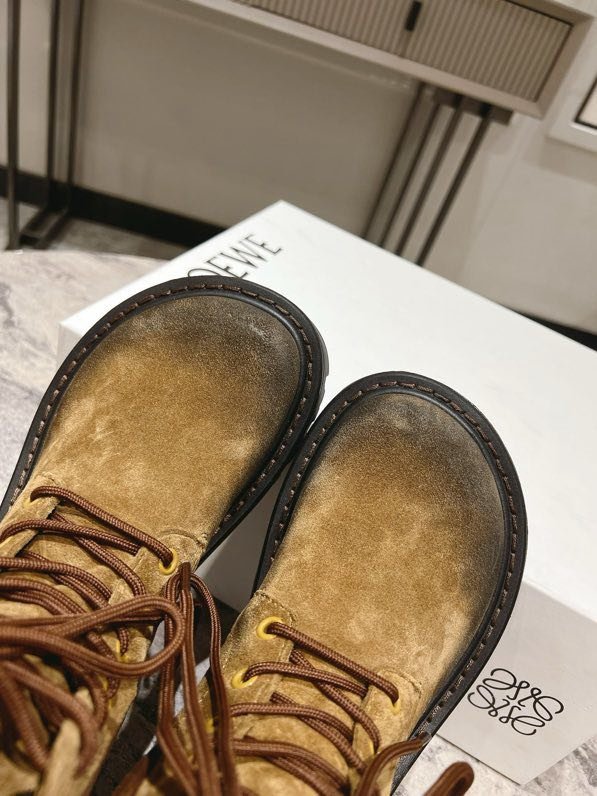 Leather women's boots фото 8