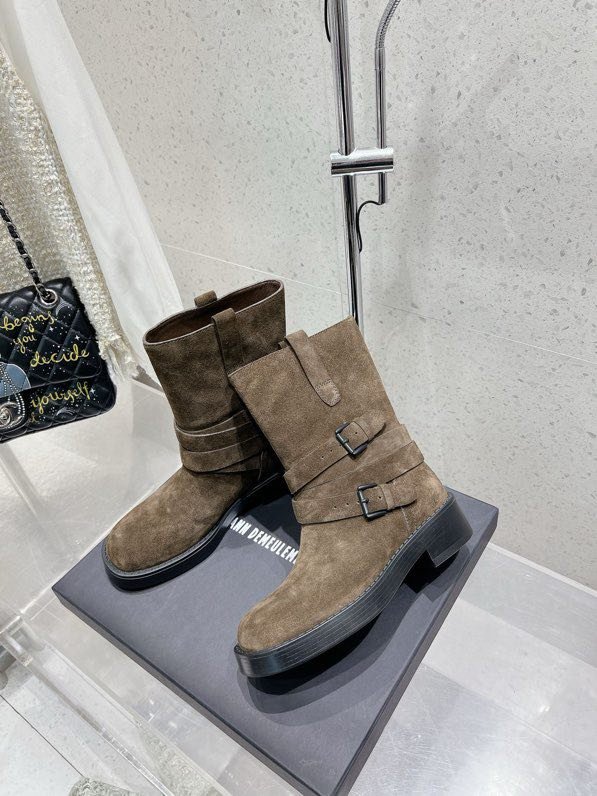 Шкіряні жіночі черевики фото 8