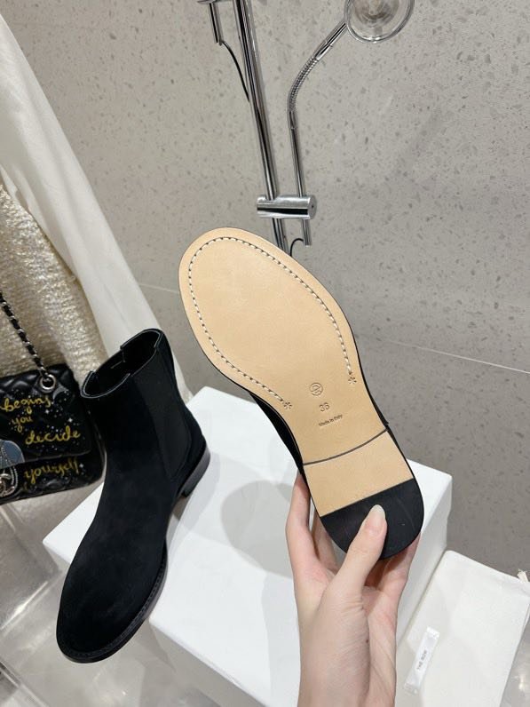 Кожаные женские ботинки фото 8