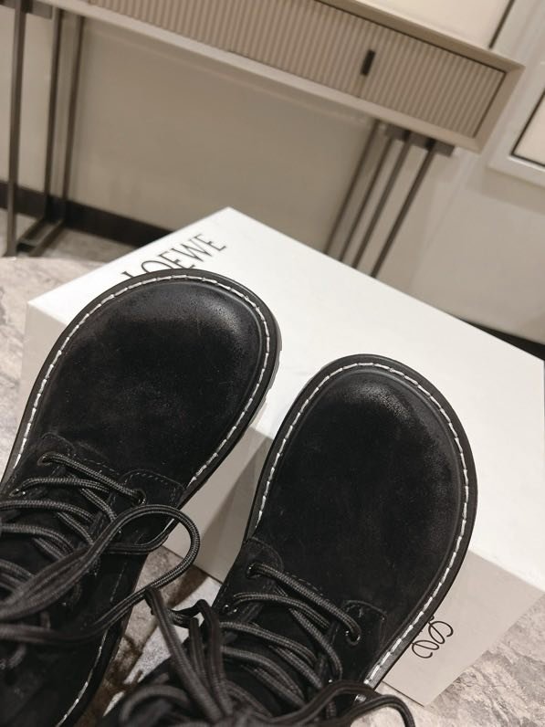 Leather women's boots фото 9