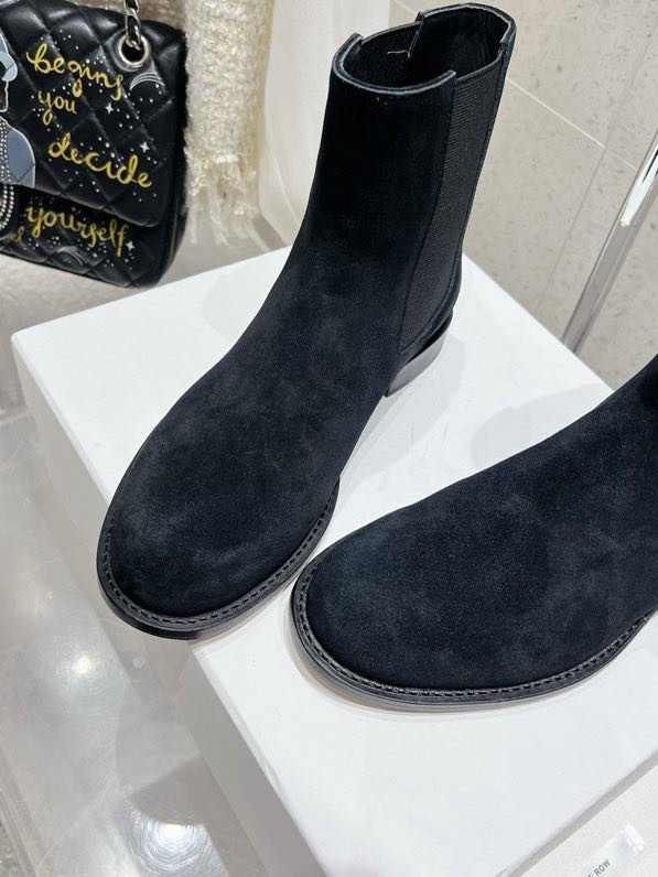 Кожаные женские ботинки фото 9