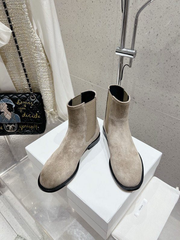 Кожаные женские ботинки фото 9