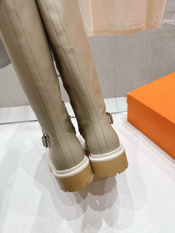 Шкіряні жіночі чоботи на шнурівці фото 5