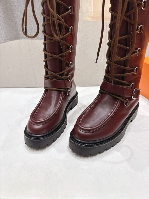 Шкіряні жіночі чоботи на шнурівці фото 6