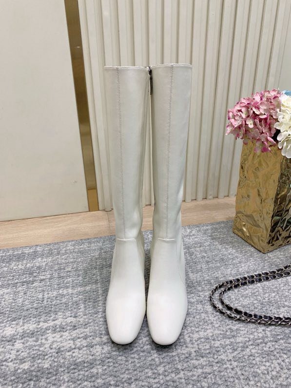 Шкіряні жіночі чоботи фото 2