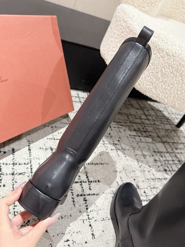 Leather women's boots фото 2