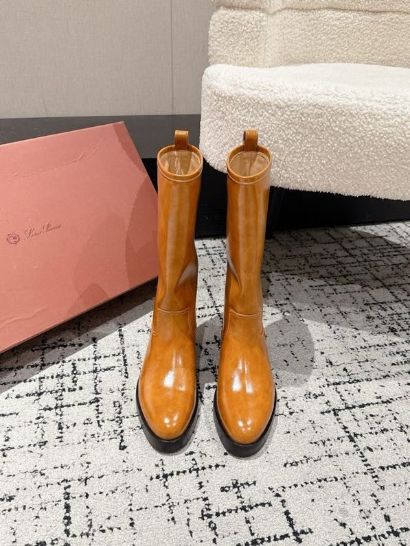 Шкіряні жіночі чоботи фото 2