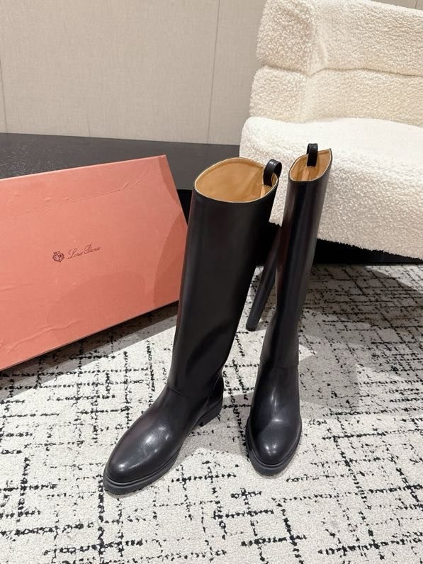 Шкіряні жіночі чоботи фото 2