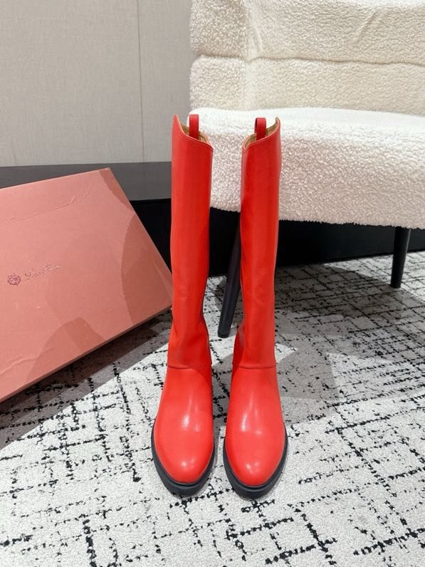 Шкіряні жіночі чоботи фото 2