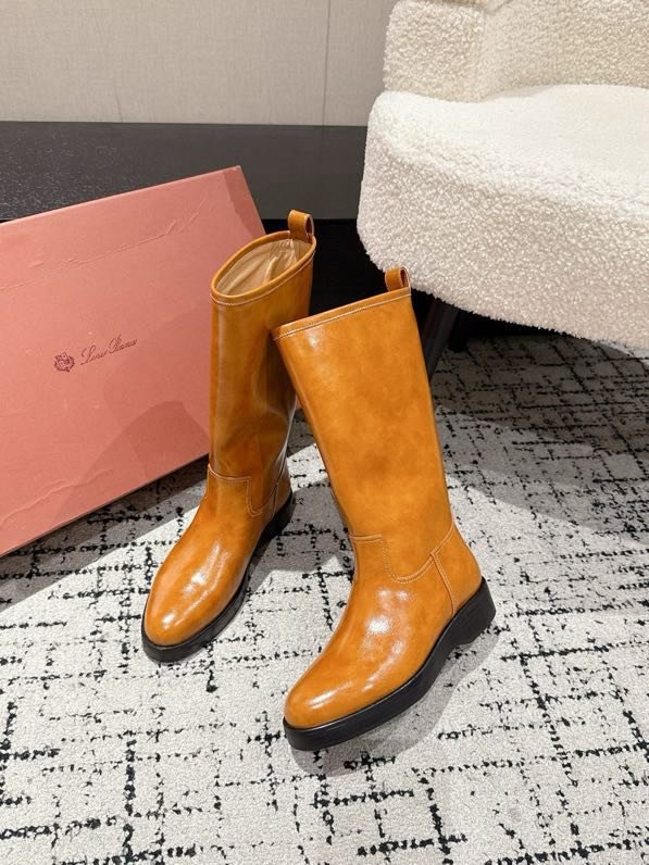 Шкіряні жіночі чоботи фото 3