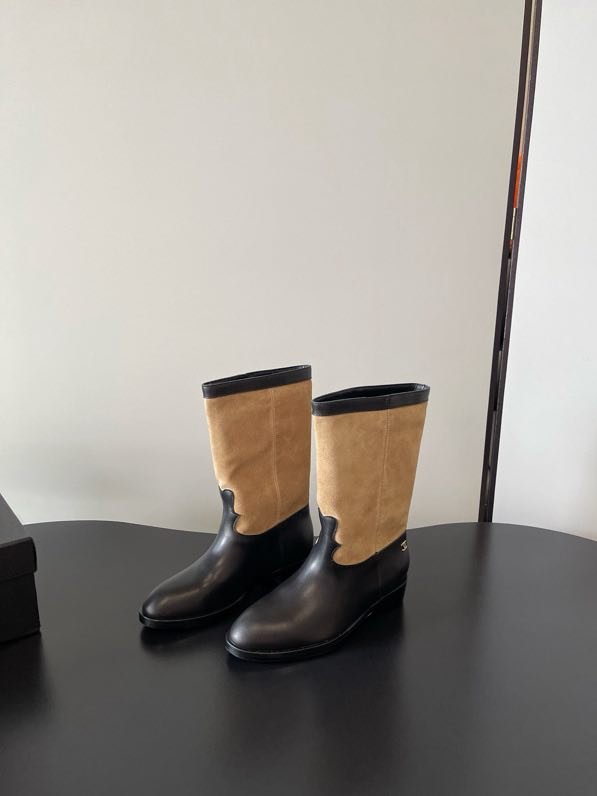 Шкіряні жіночі чоботи фото 3