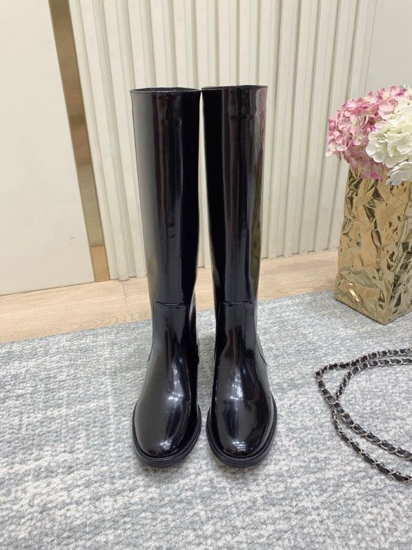 Шкіряні жіночі чоботи фото 4