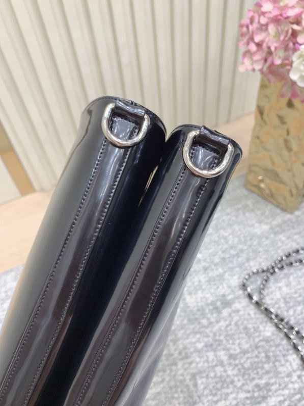 Шкіряні жіночі чоботи фото 5