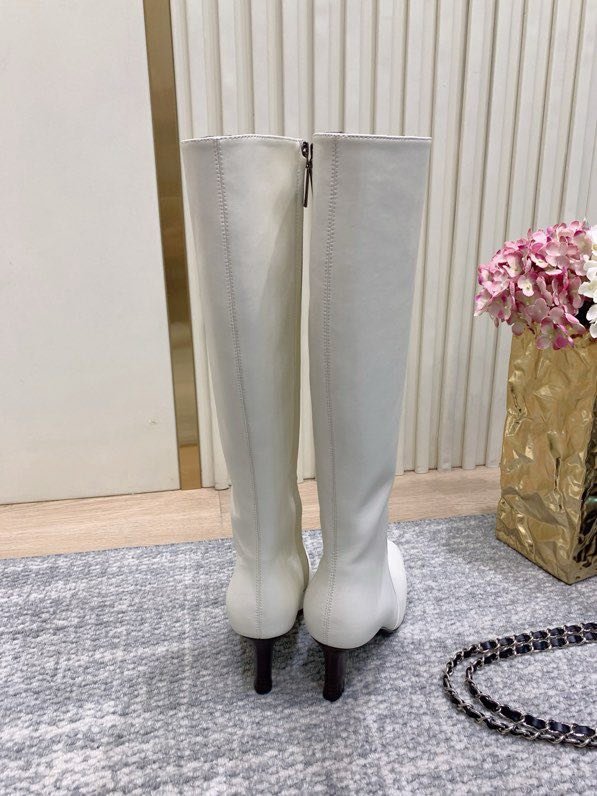 Шкіряні жіночі чоботи фото 6