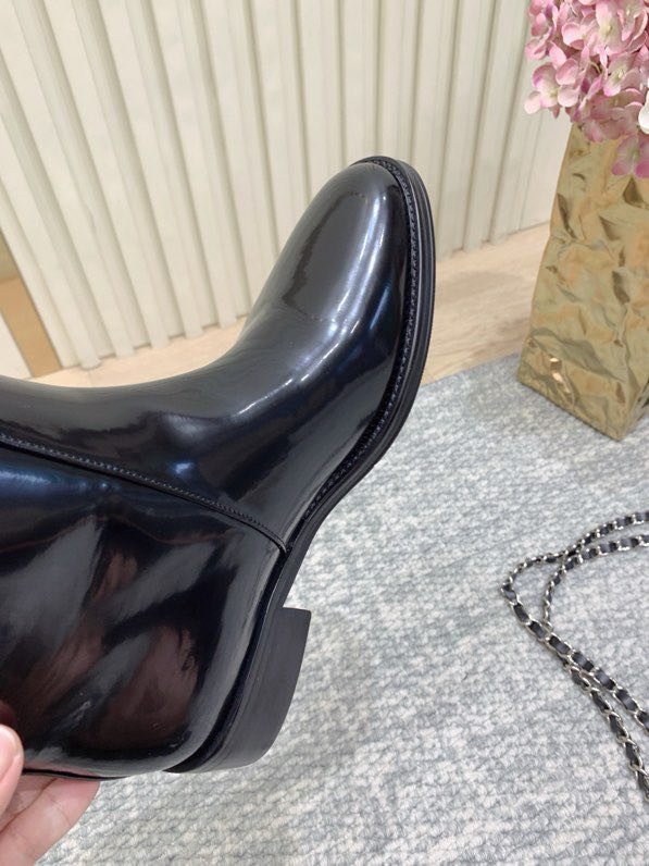 Шкіряні жіночі чоботи фото 7