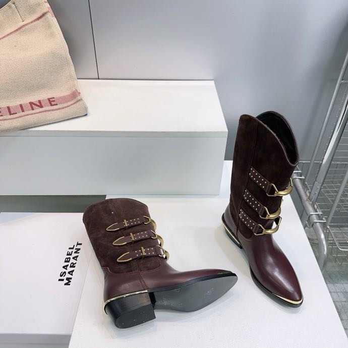 Leather women's boots фото 7