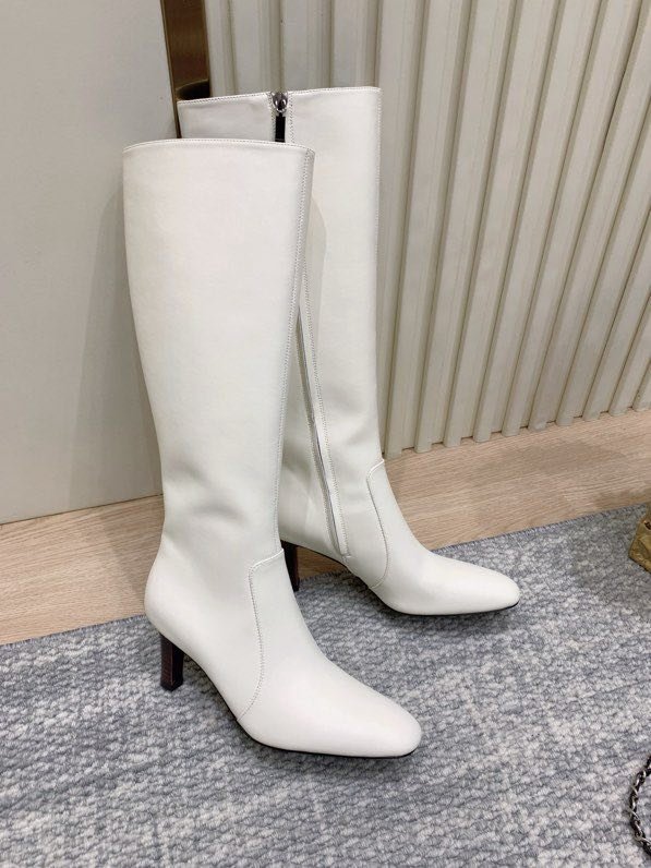 Шкіряні жіночі чоботи фото 8