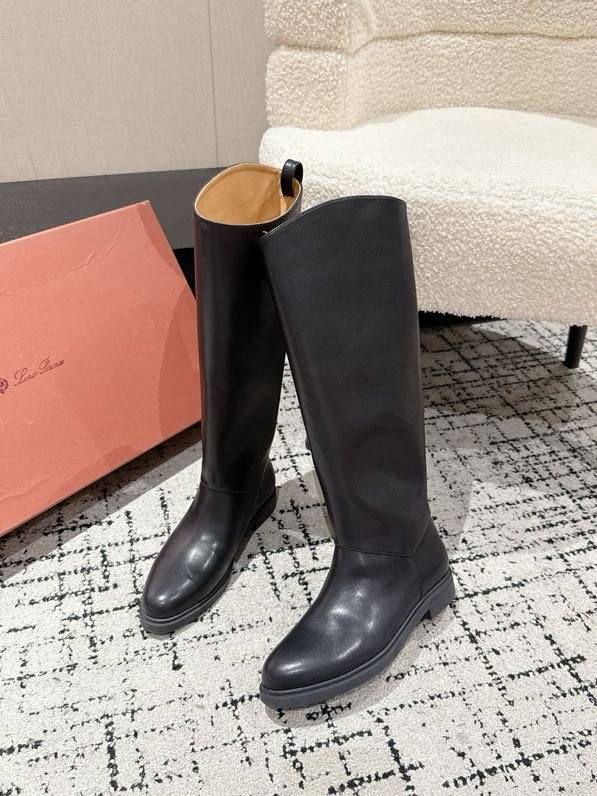 Шкіряні жіночі чоботи фото 8