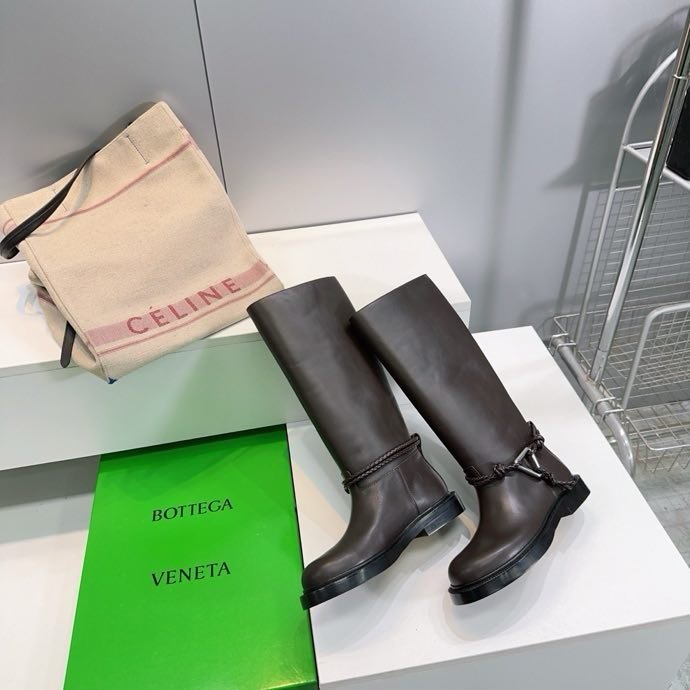 Шкіряні жіночі чоботи фото 9