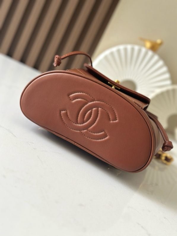 Кожаный женский рюкзак 21 см фото 8