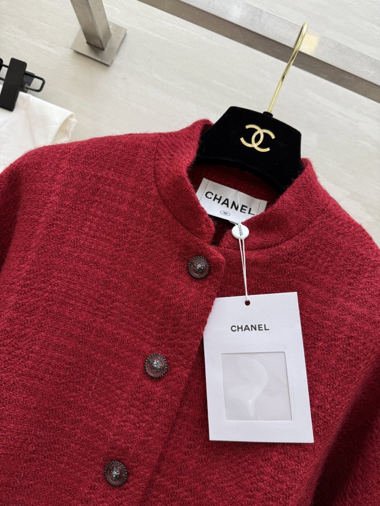 Красная твидовая куртка фото 2