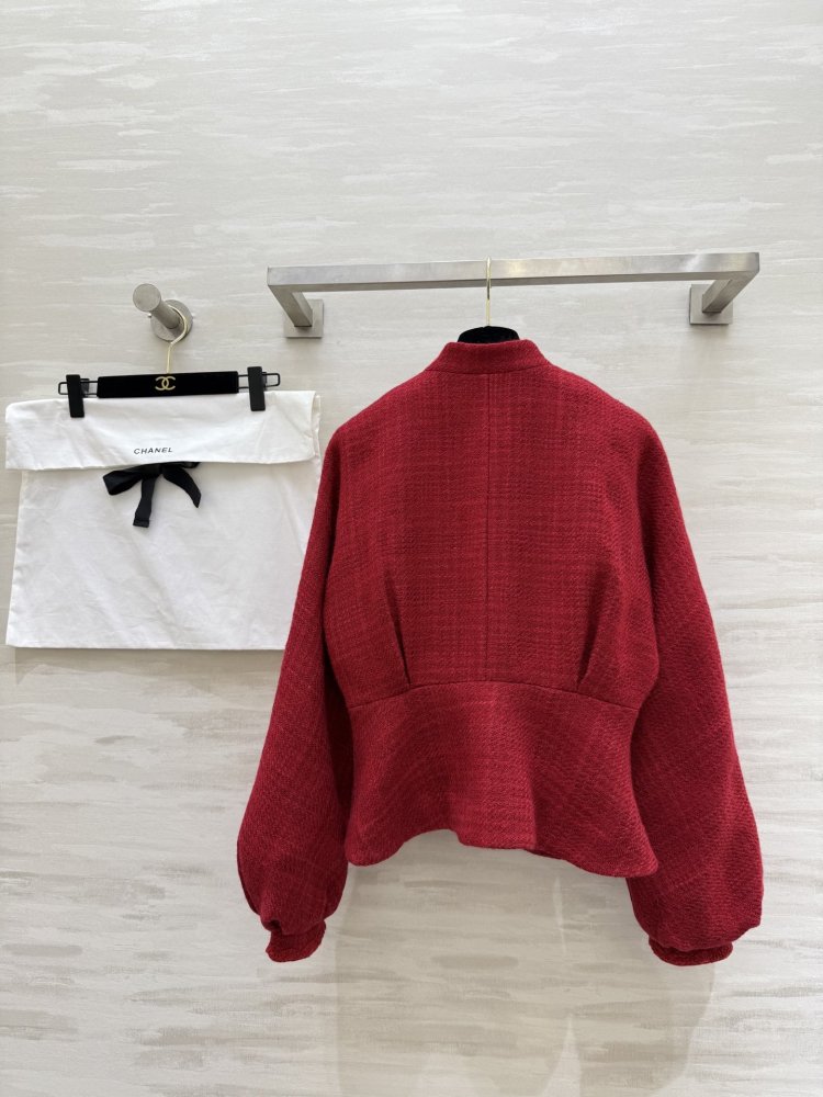 Красная твидовая куртка фото 5