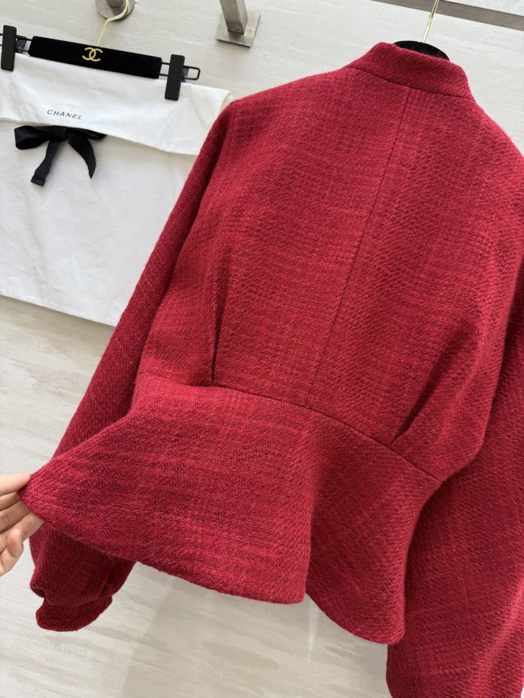 Красная твидовая куртка фото 8