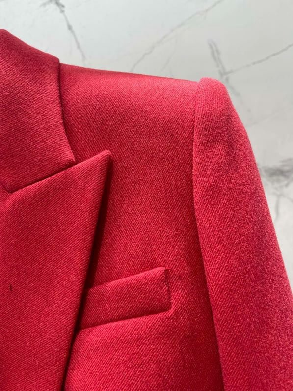 Красный двубортный пиджак женский фото 3