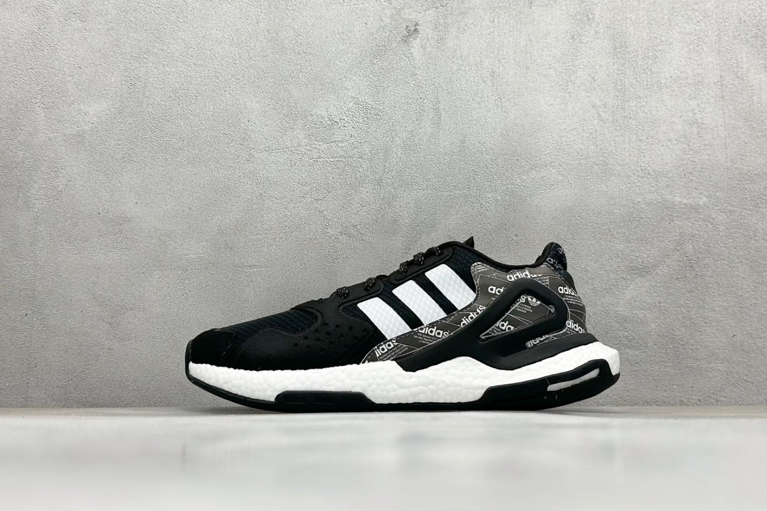 Кросівки Adidas Day Jogger