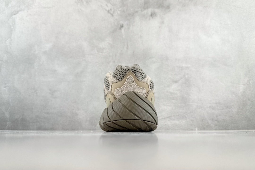 Sneakers Adidas Originals Yeezy 500 фото 9