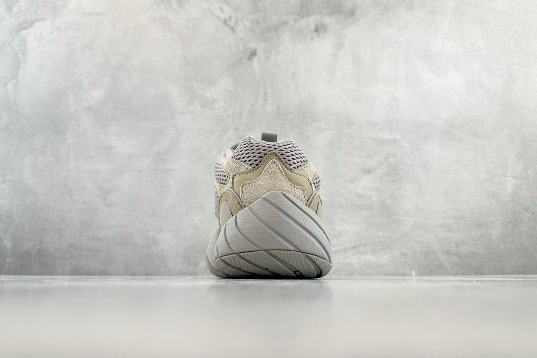 Sneakers Adidas Originals Yeezy 500 фото 9
