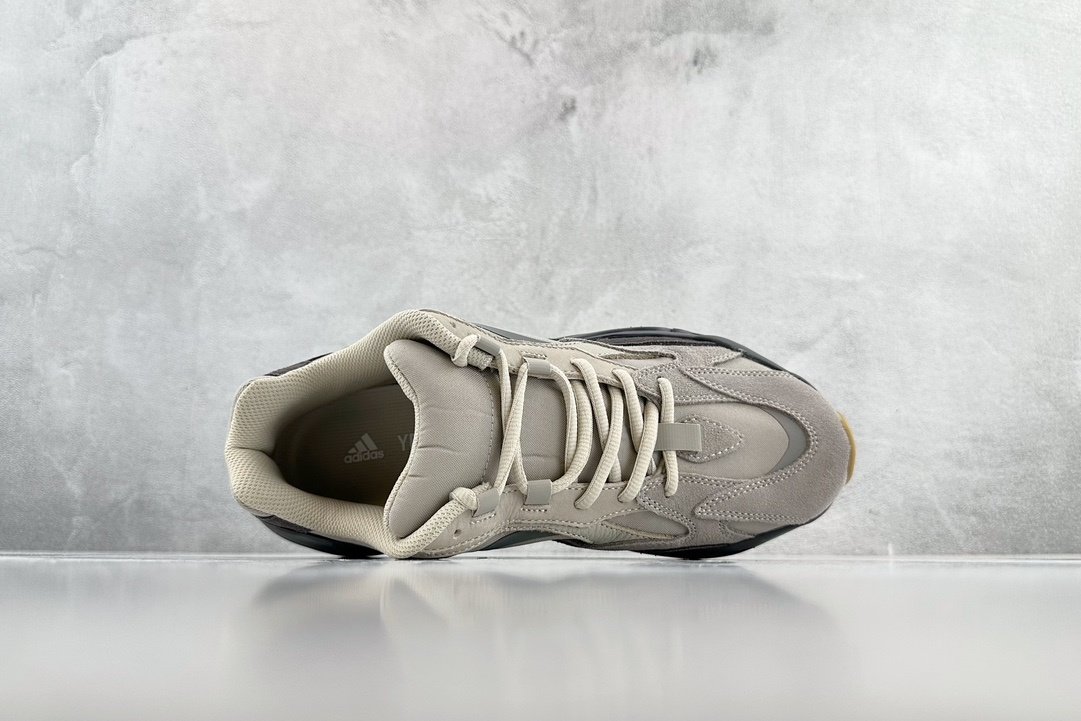 Sneakers Adidas Originals Yeezy Boost 700 фото 3