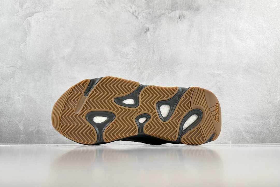 Кросівки Adidas Originals Yeezy Boost 700 фото 4